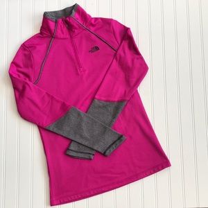 NORTH FACE half zip up polyester pullover